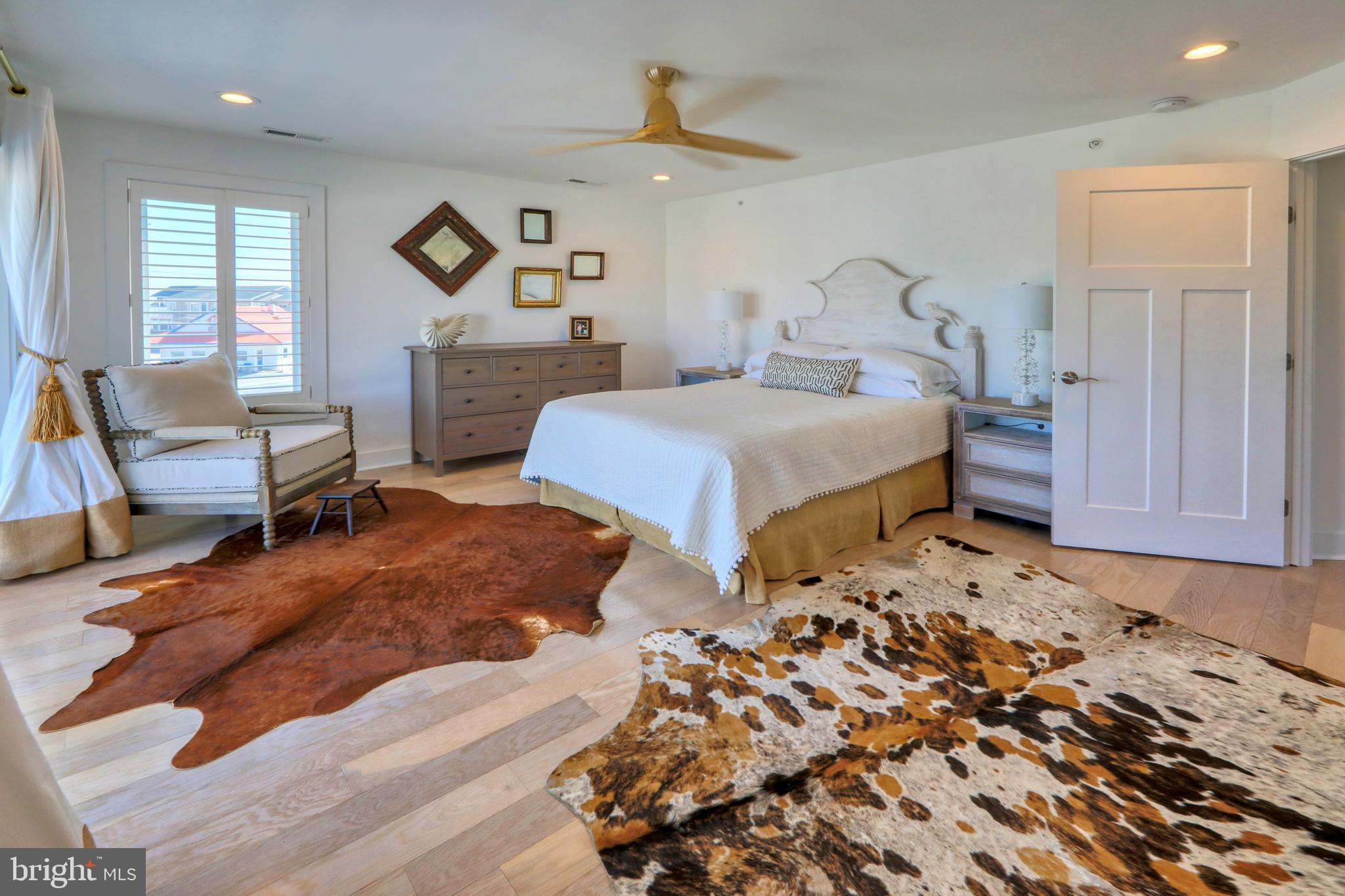 LEWES BEACH - Commercial Sale