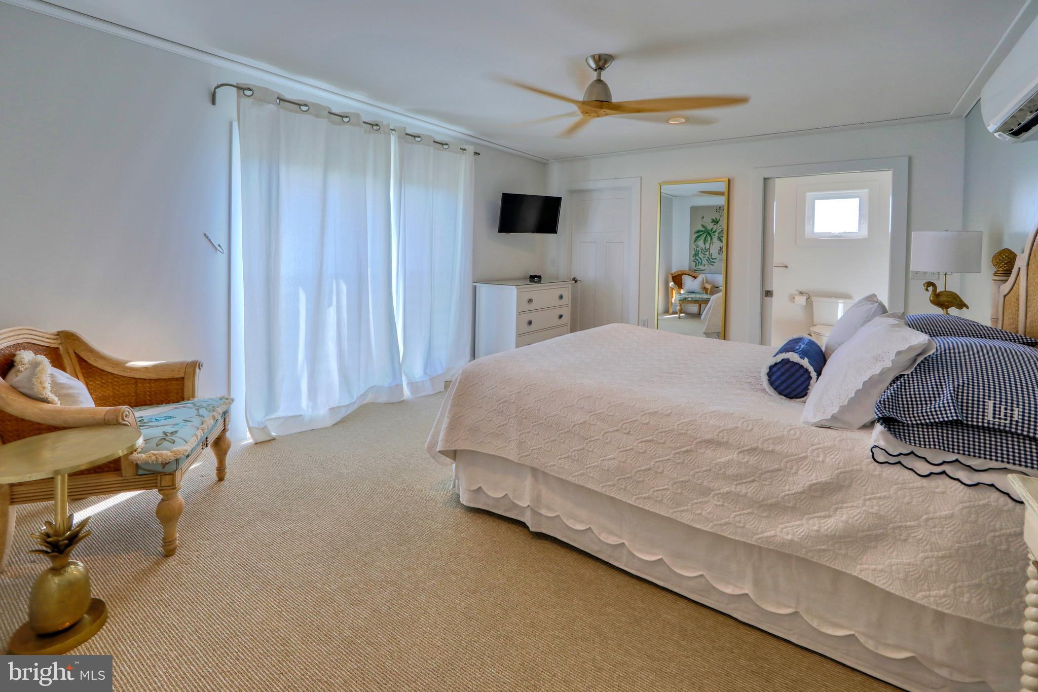 LEWES BEACH - Commercial Sale