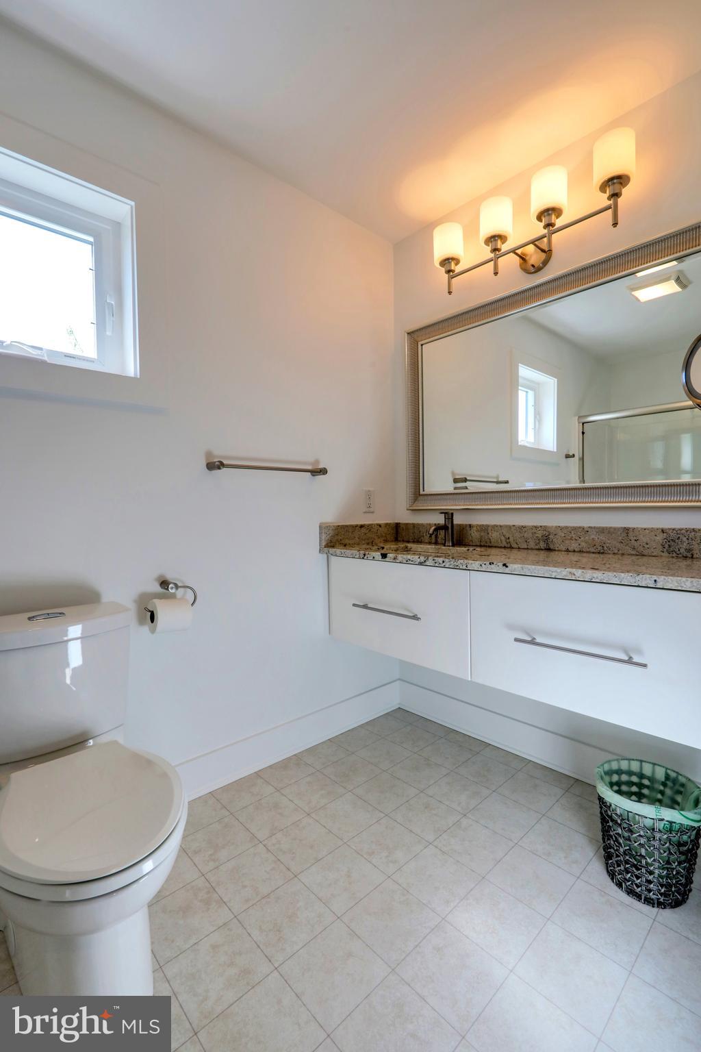 LEWES BEACH - Commercial Sale