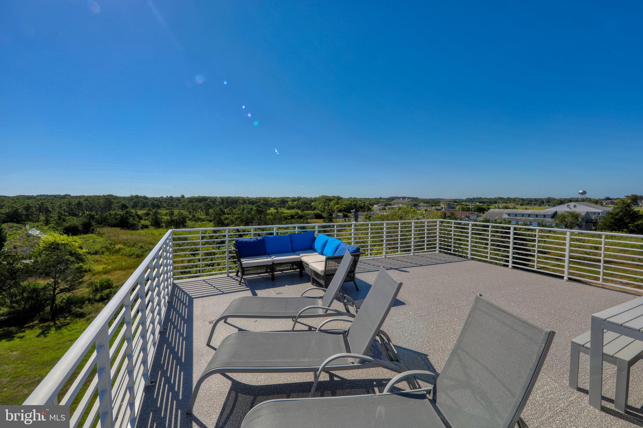 LEWES BEACH - Commercial Sale