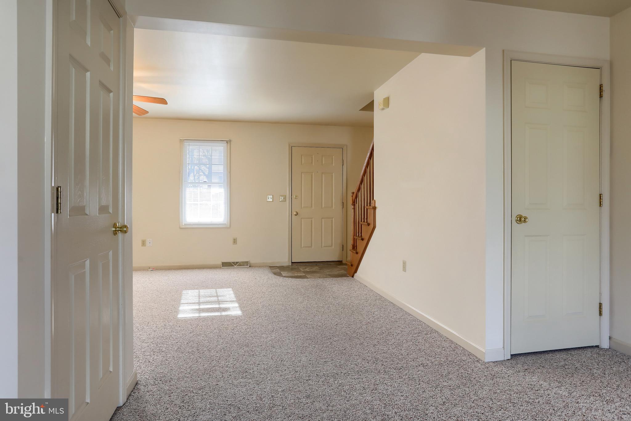 OAK HILLS - Residential