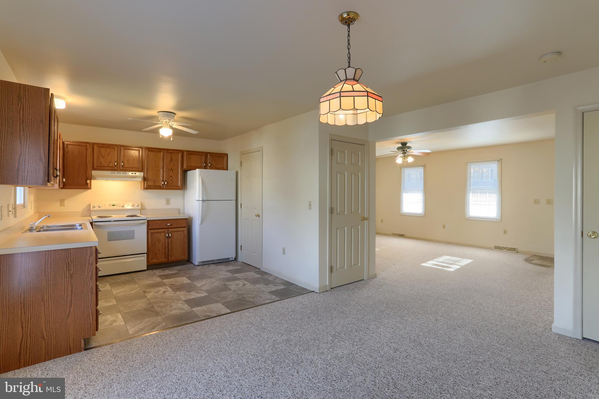 OAK HILLS - Residential