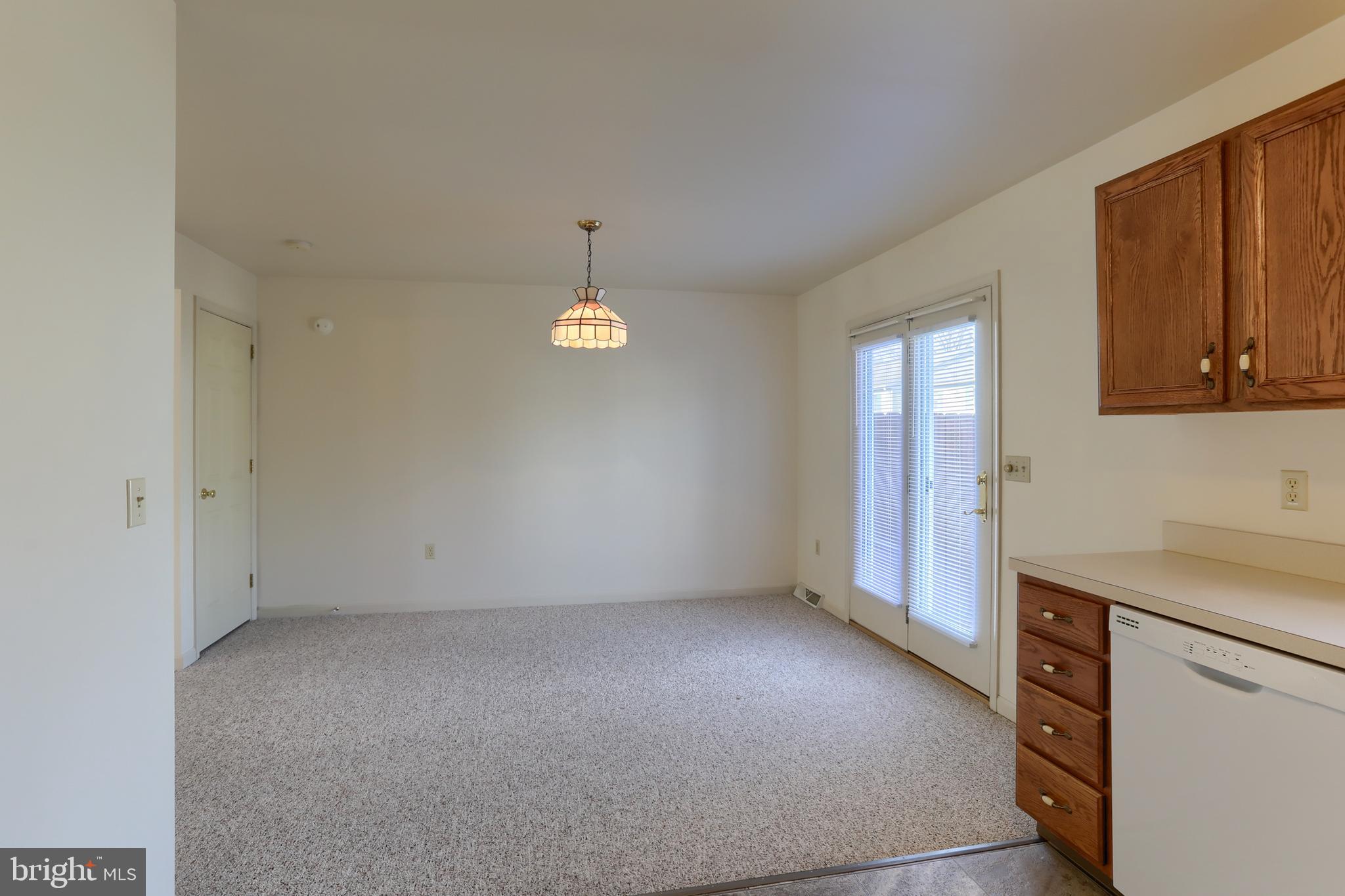 OAK HILLS - Residential