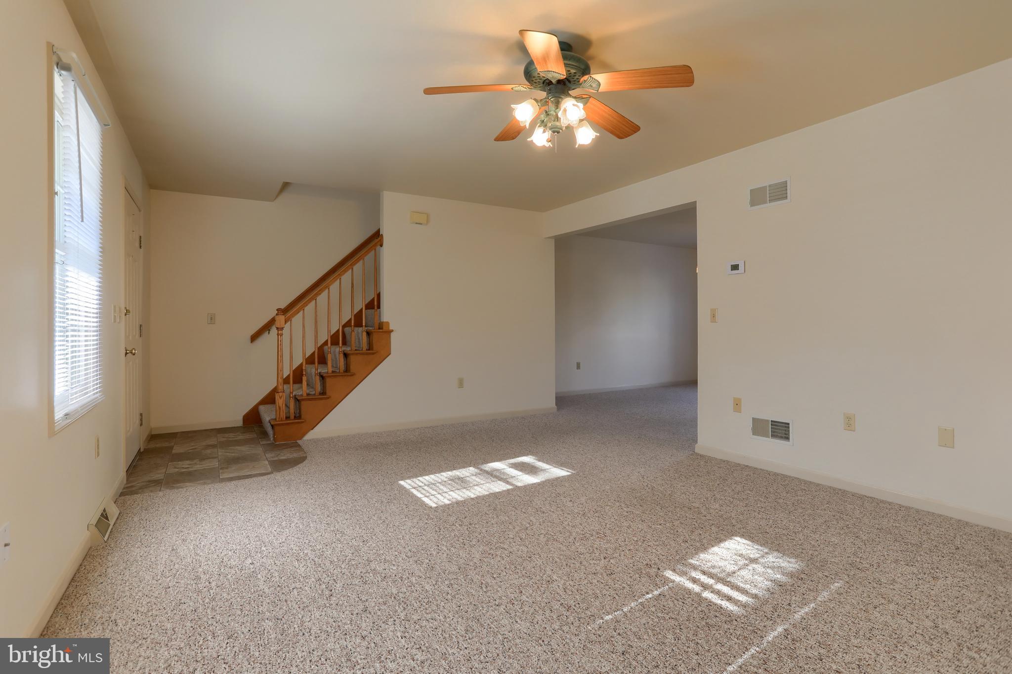 OAK HILLS - Residential