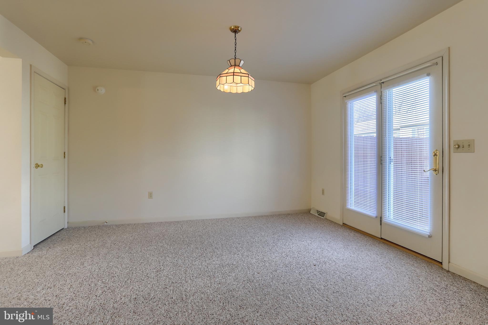 OAK HILLS - Residential