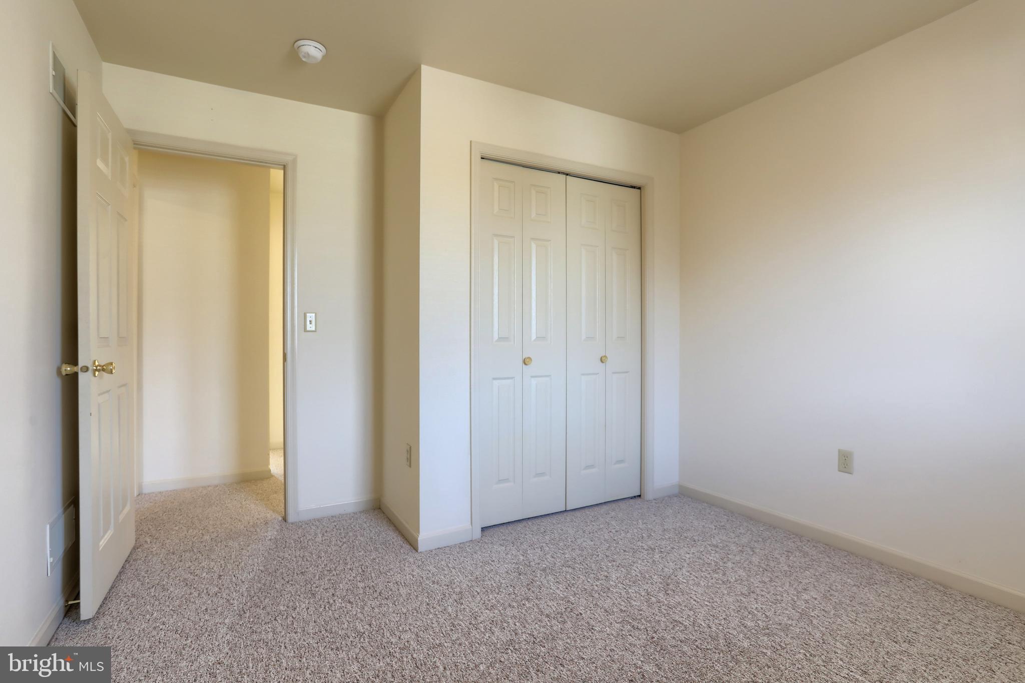 OAK HILLS - Residential