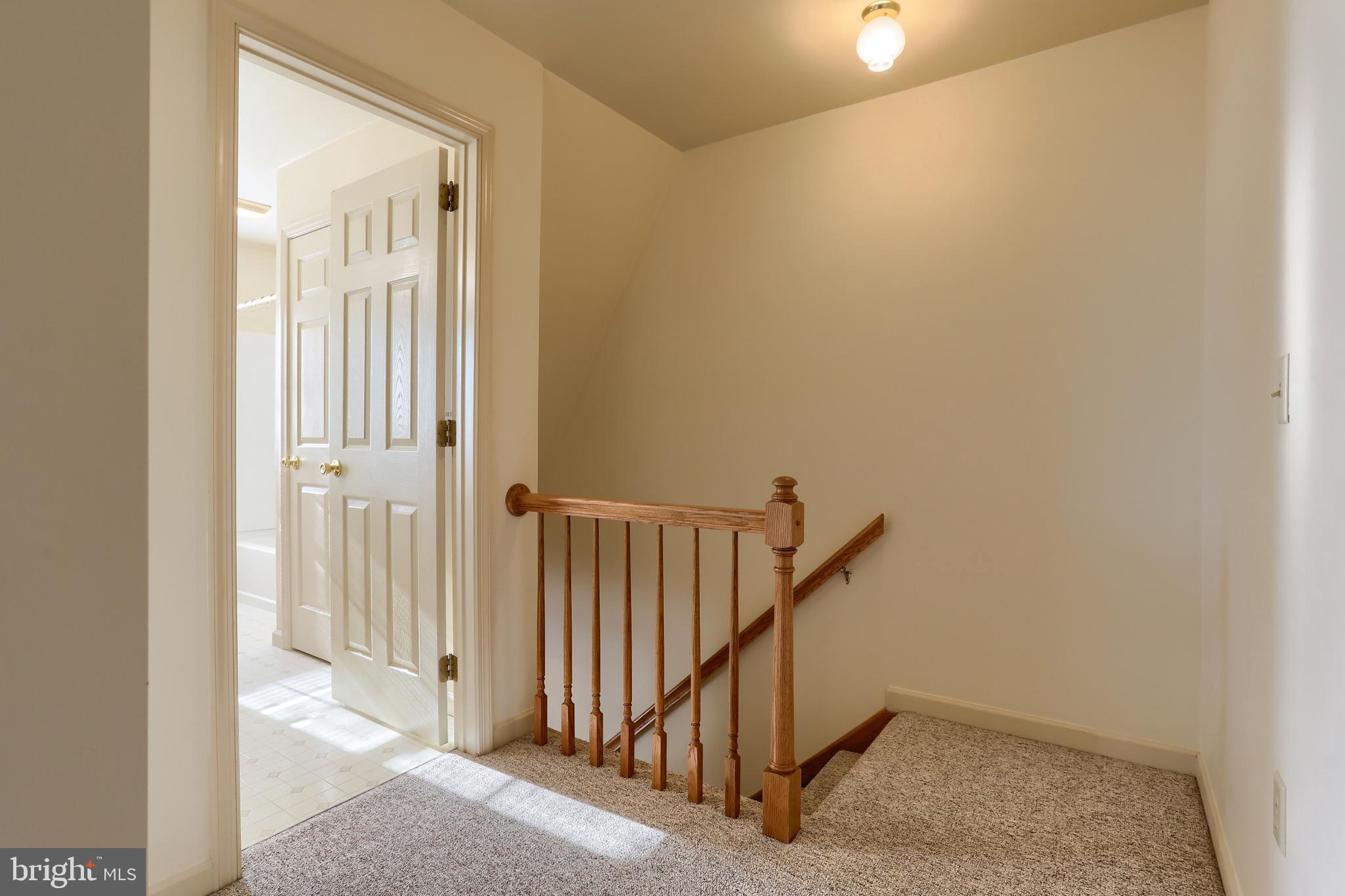 OAK HILLS - Residential