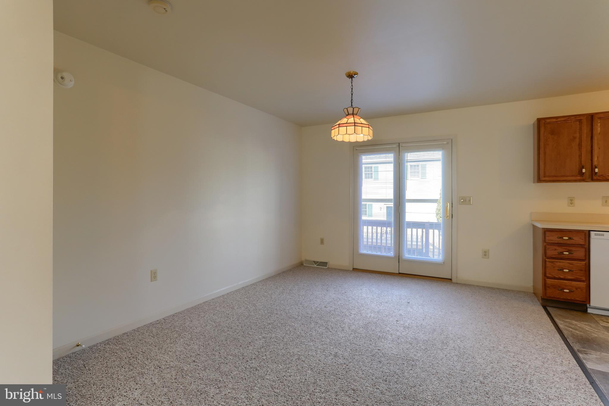 OAK HILLS - Residential