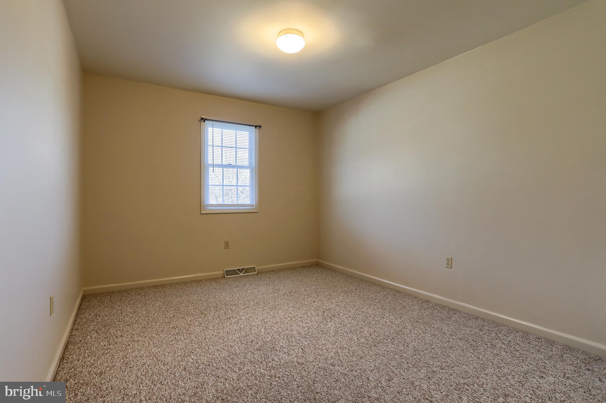 OAK HILLS - Residential