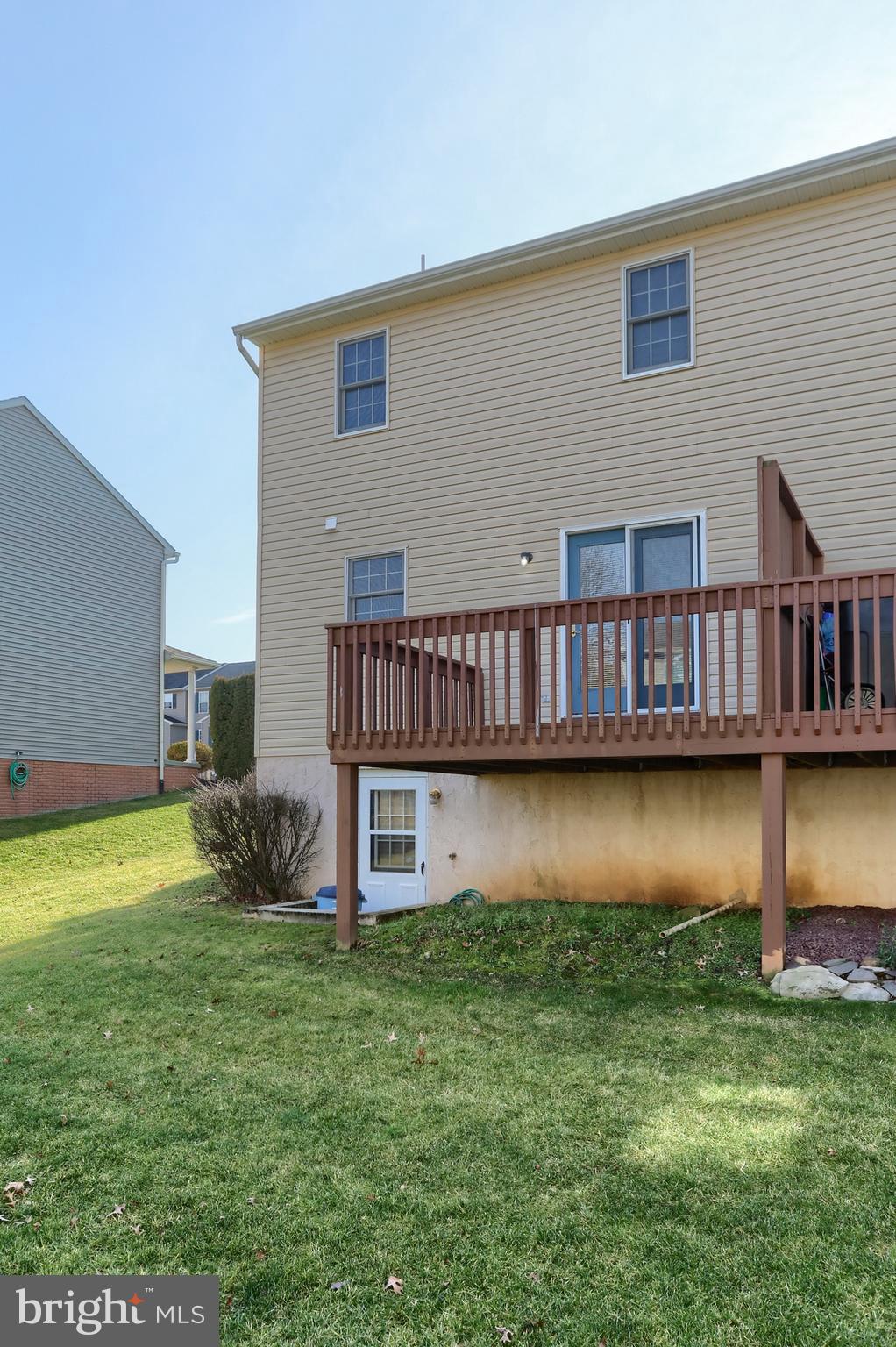 OAK HILLS - Residential