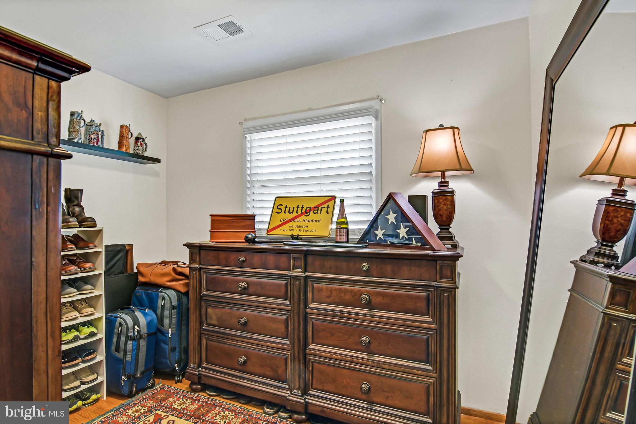 DALE CITY - Residential