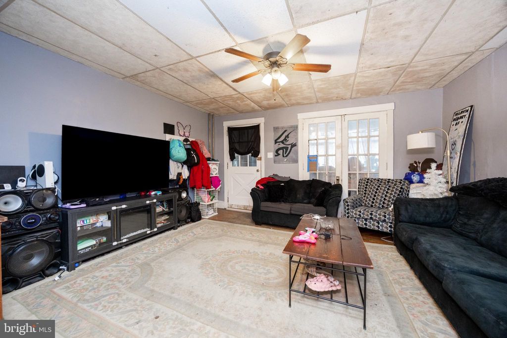 Photo of 33 S 6th Avenue, COATESVILLE, PA 19320 (MLS # PACT2116738)