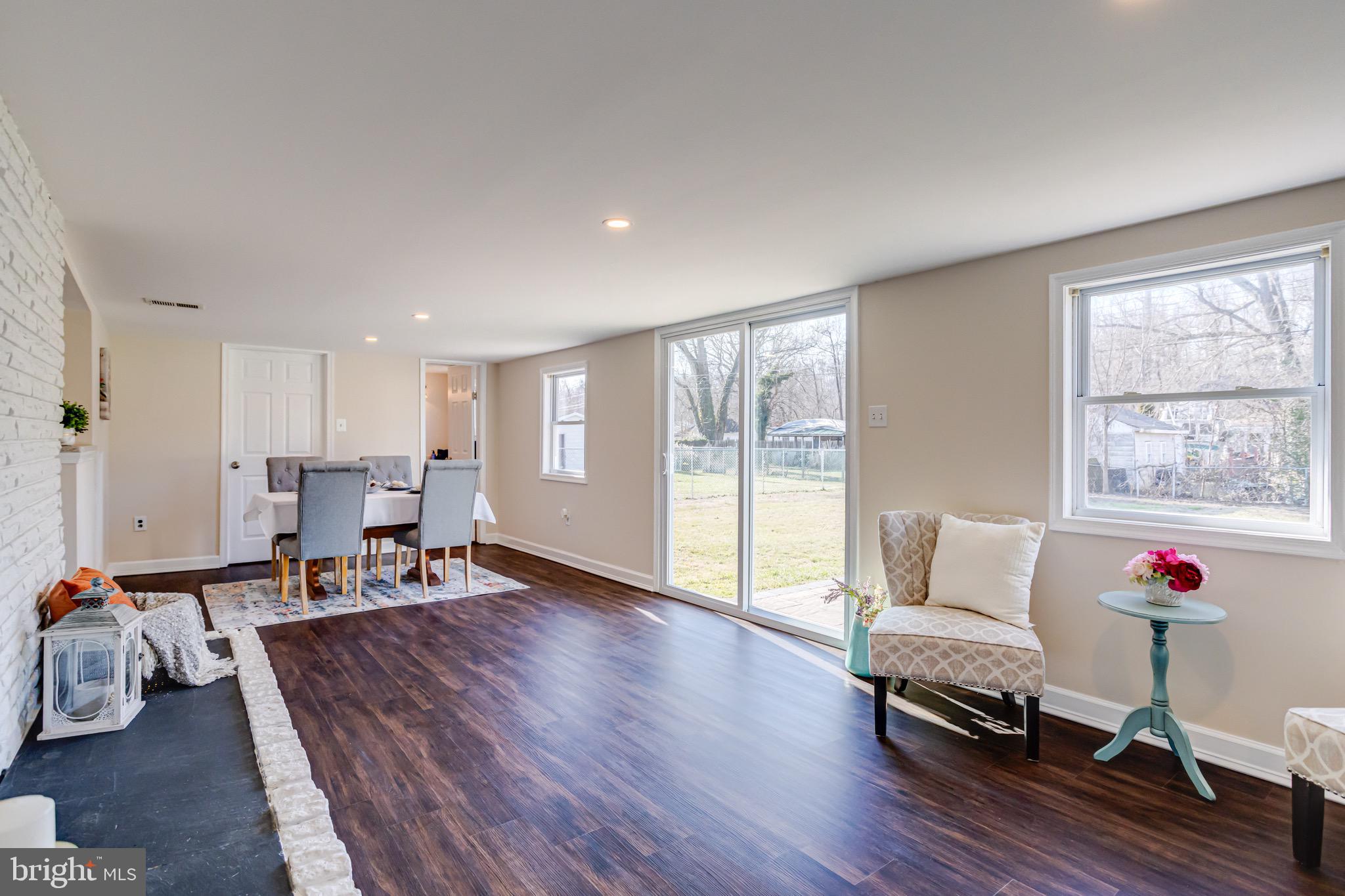 FLYING POINT - Residential