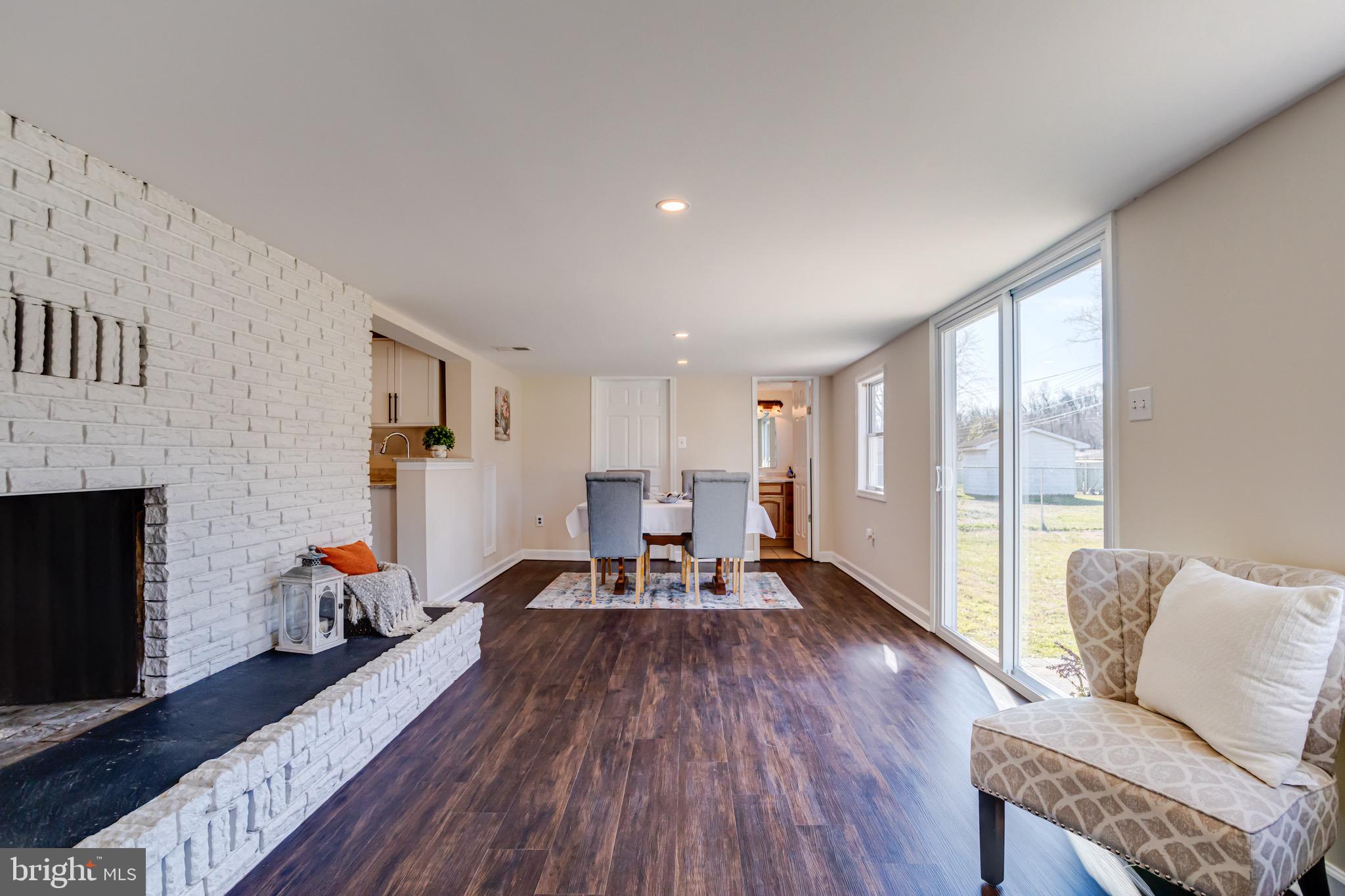 FLYING POINT - Residential