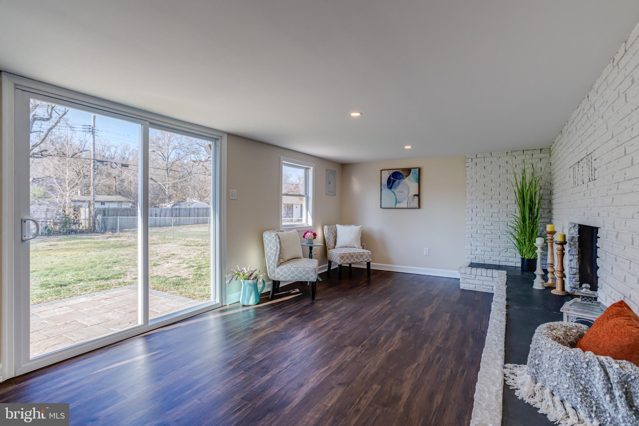 FLYING POINT - Residential