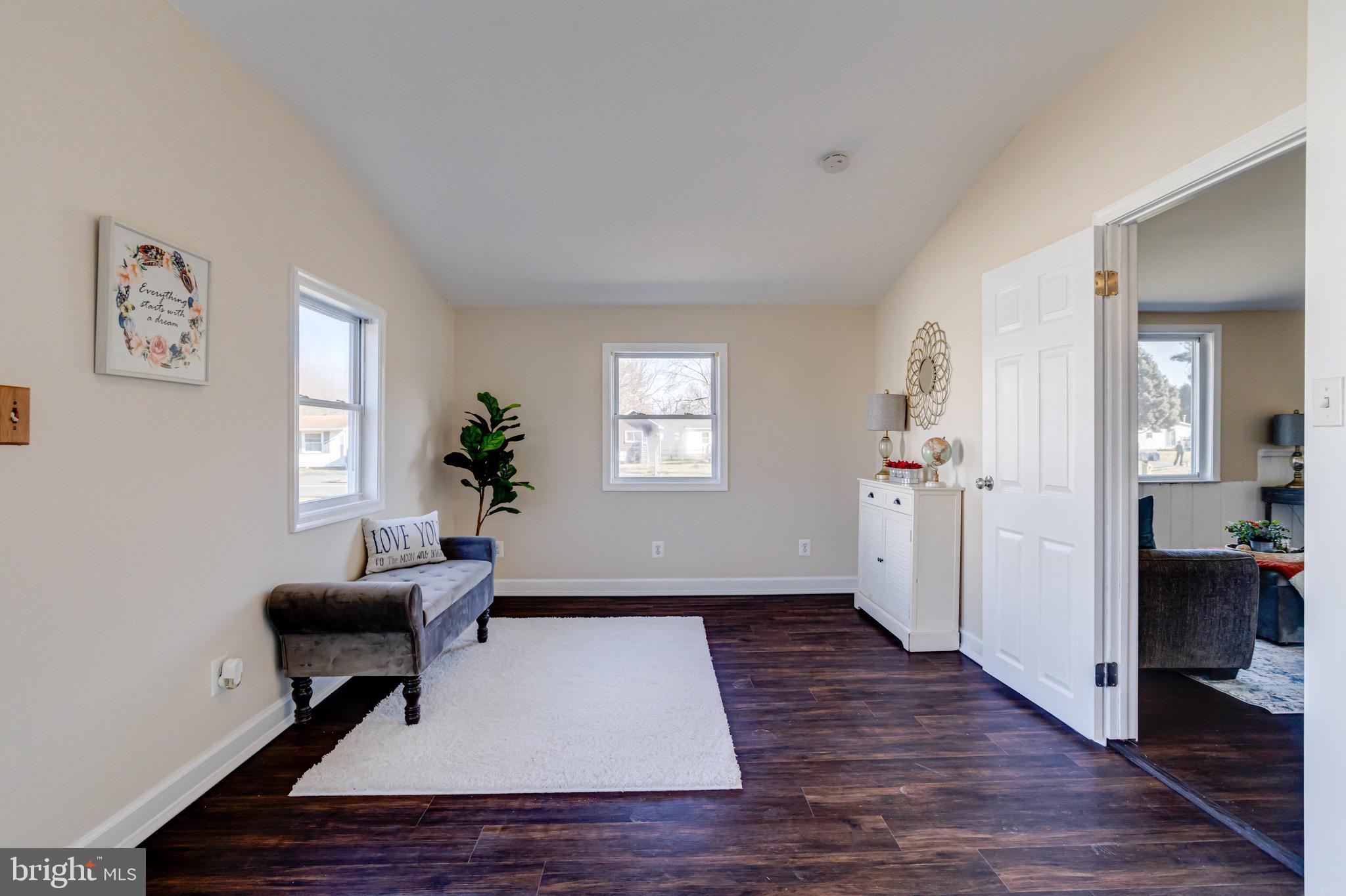 FLYING POINT - Residential