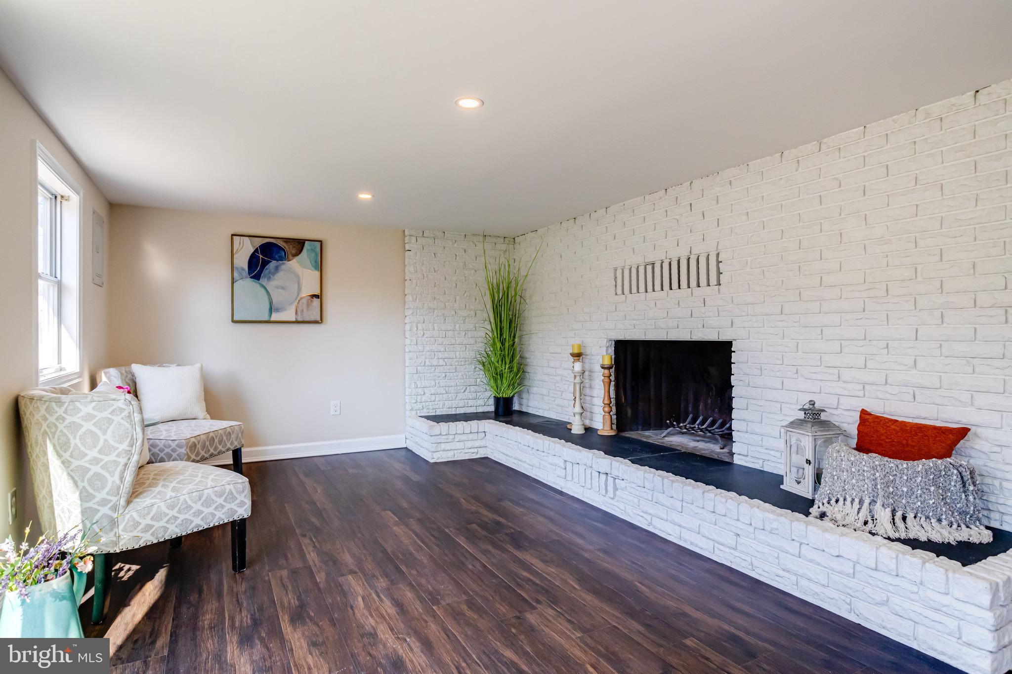 FLYING POINT - Residential