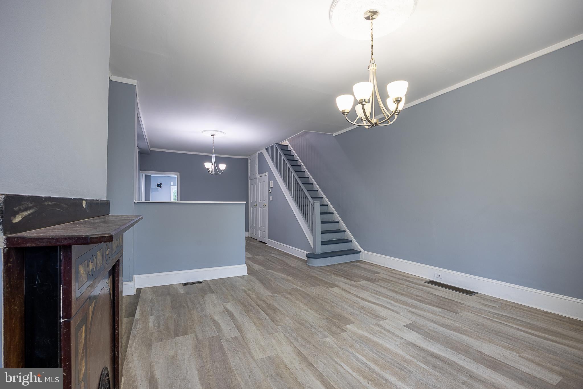 138 W LURAY STREET
