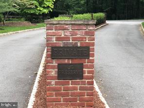 98 BEECH HOLLOW LN