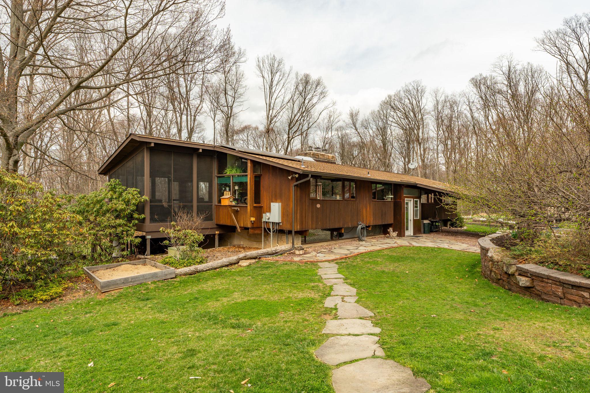 1220 MORGANTOWN ROAD