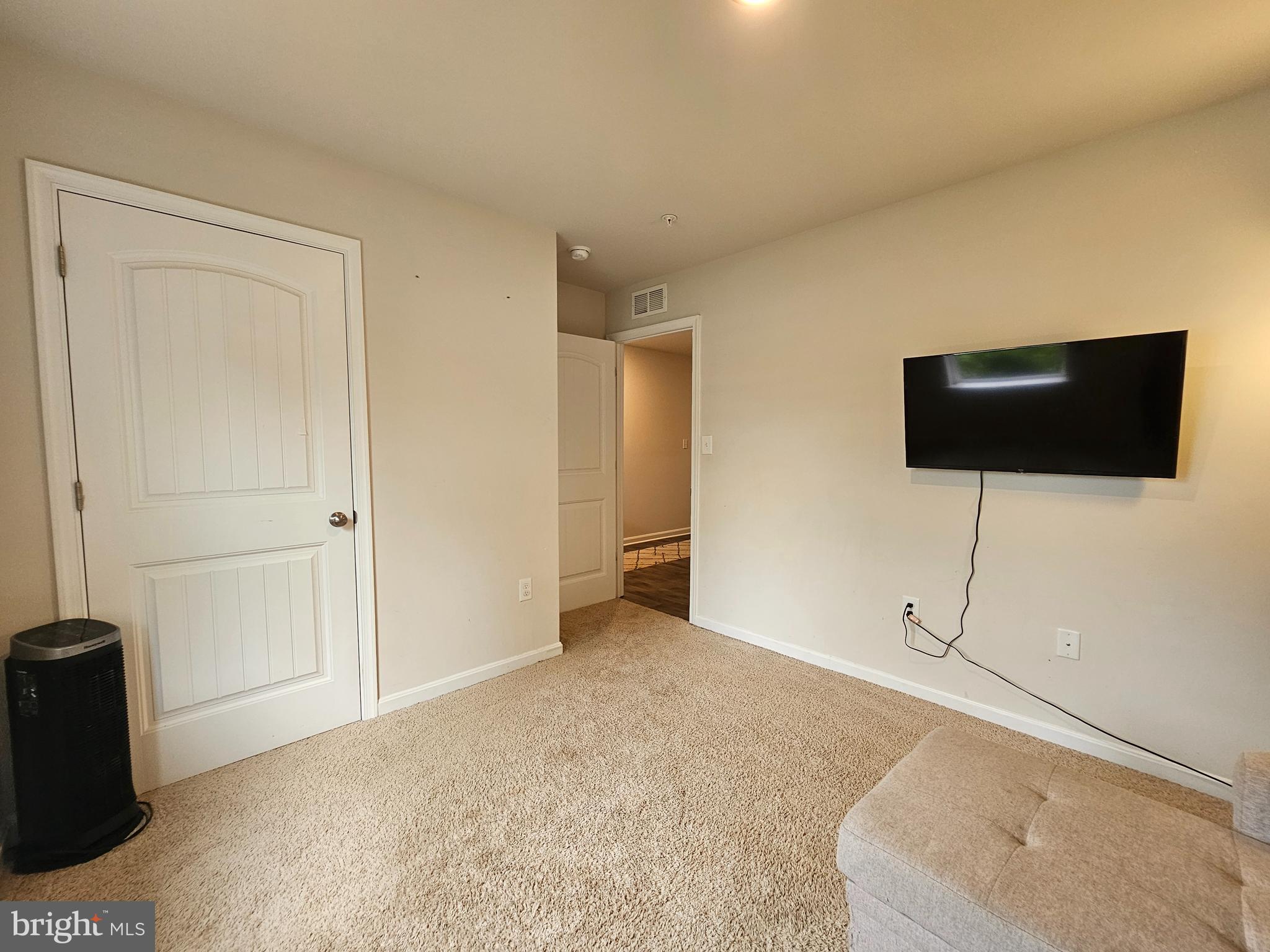 CREEKSIDE EAST - Residential