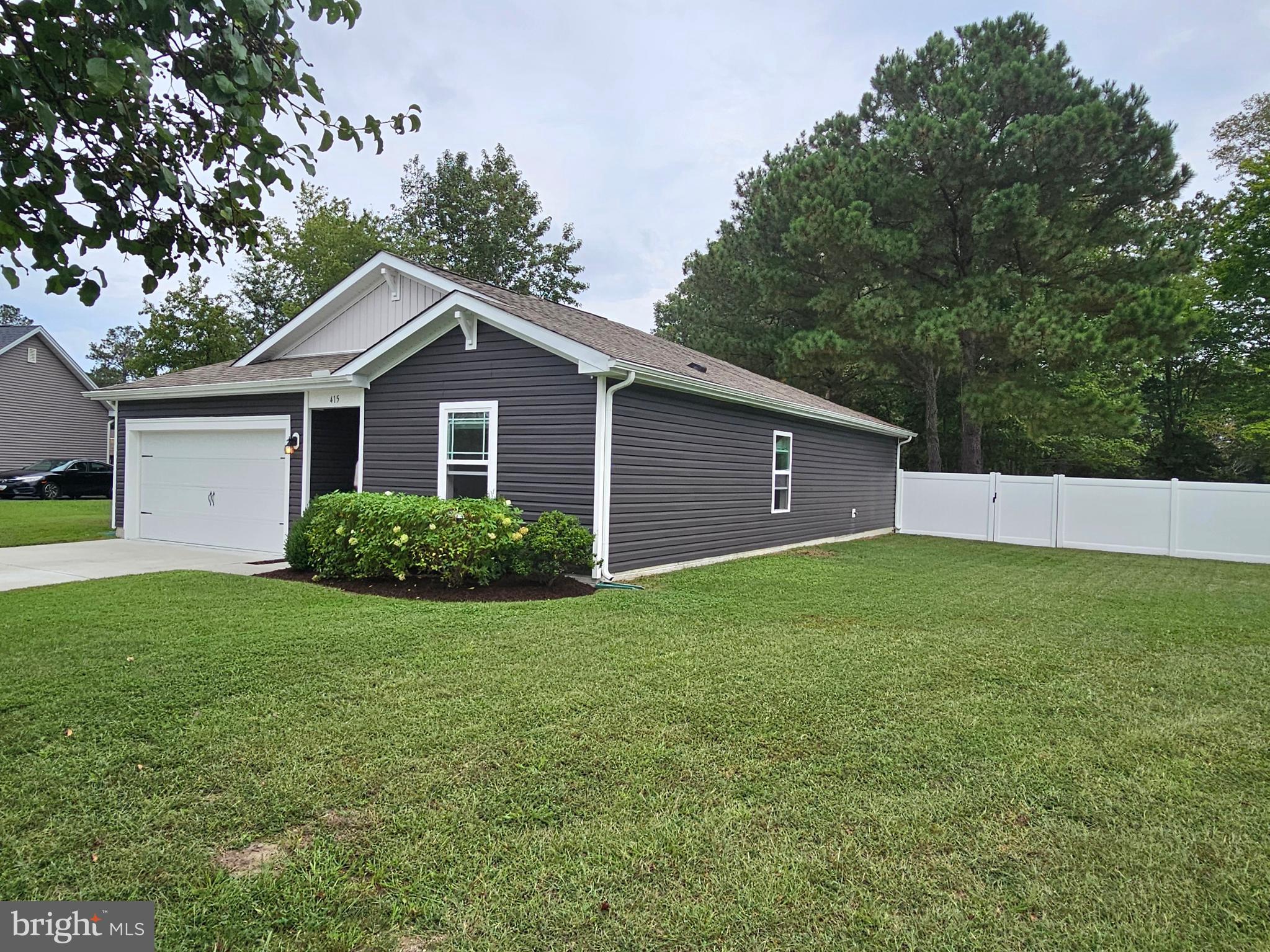 CREEKSIDE EAST - Residential