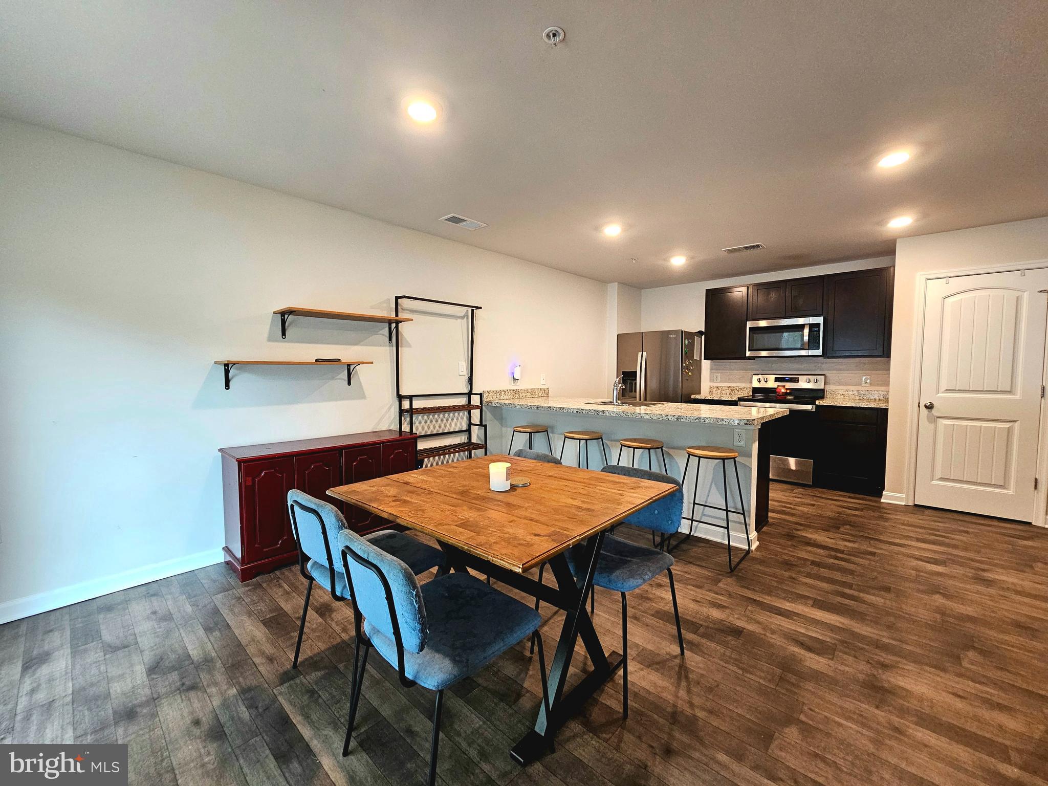 CREEKSIDE EAST - Residential