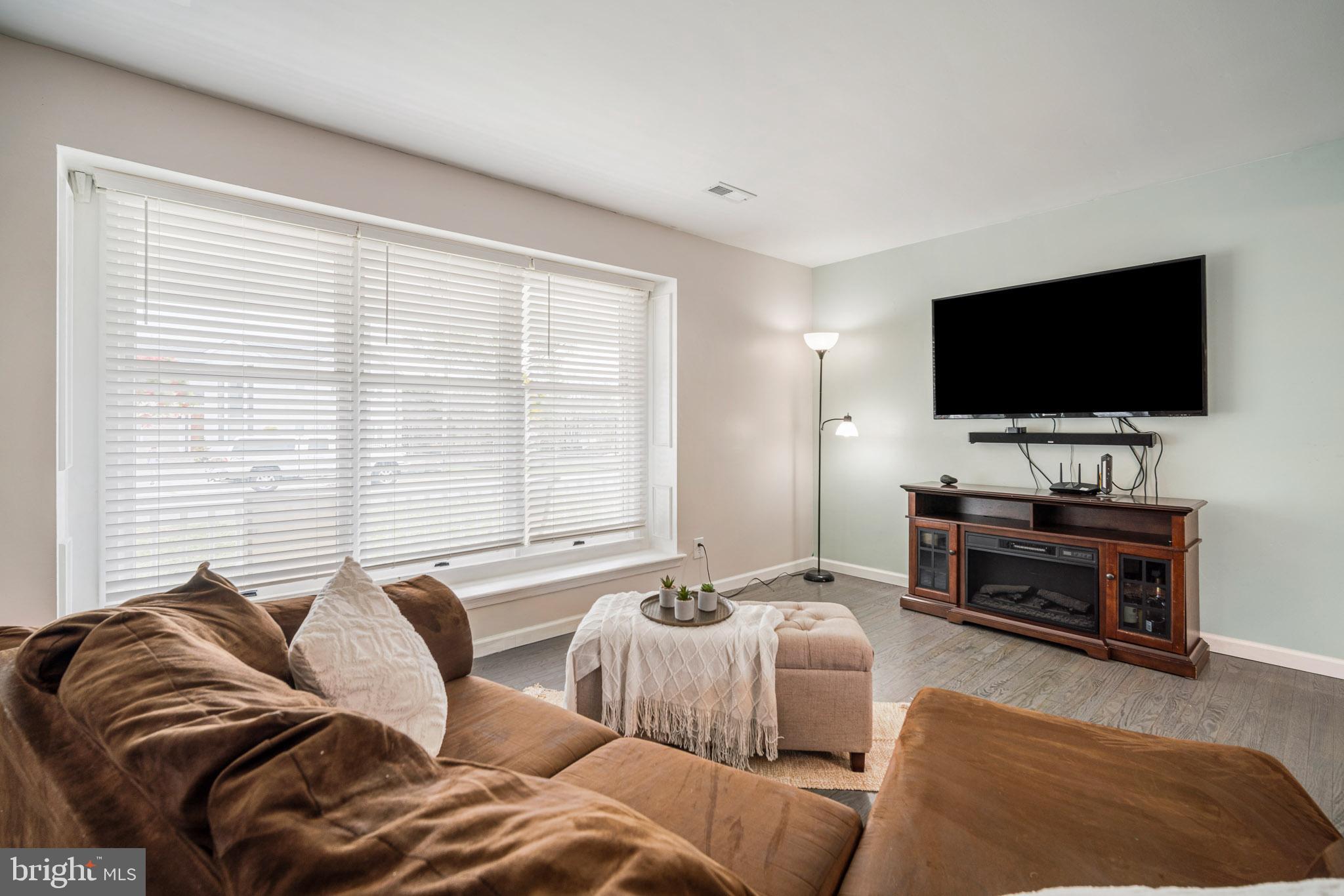 BEAVER LAKES - Residential