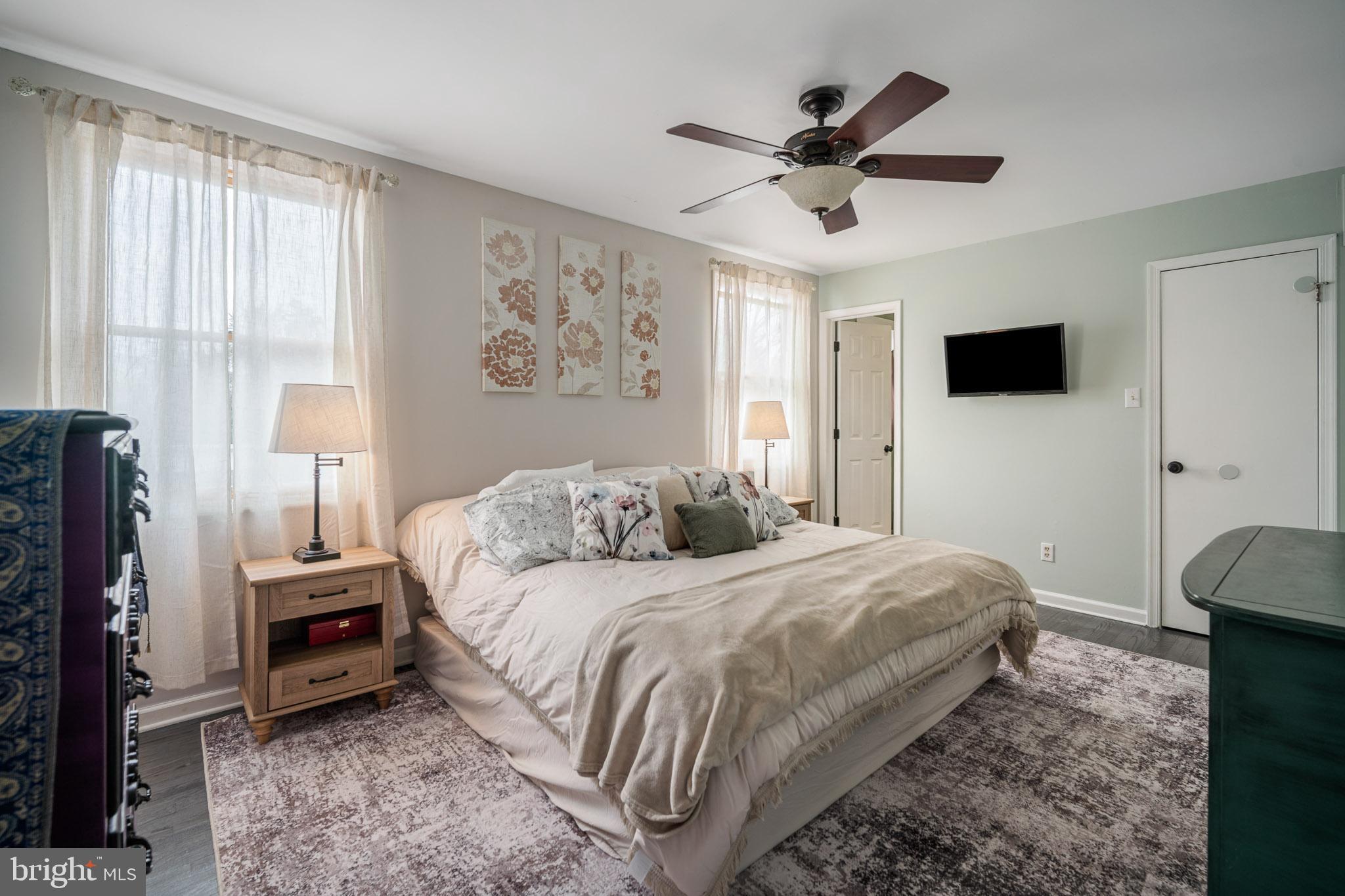 BEAVER LAKES - Residential