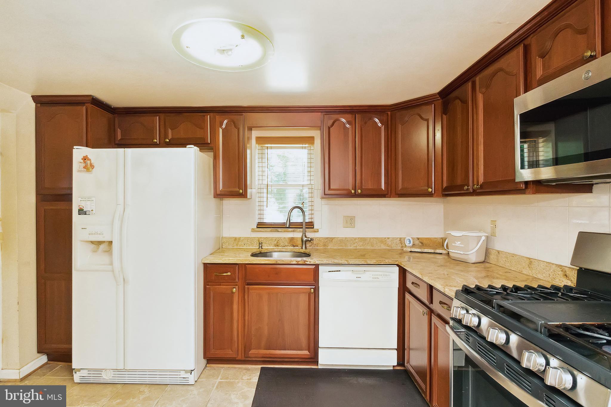 HILLSBOROUGH - Residential