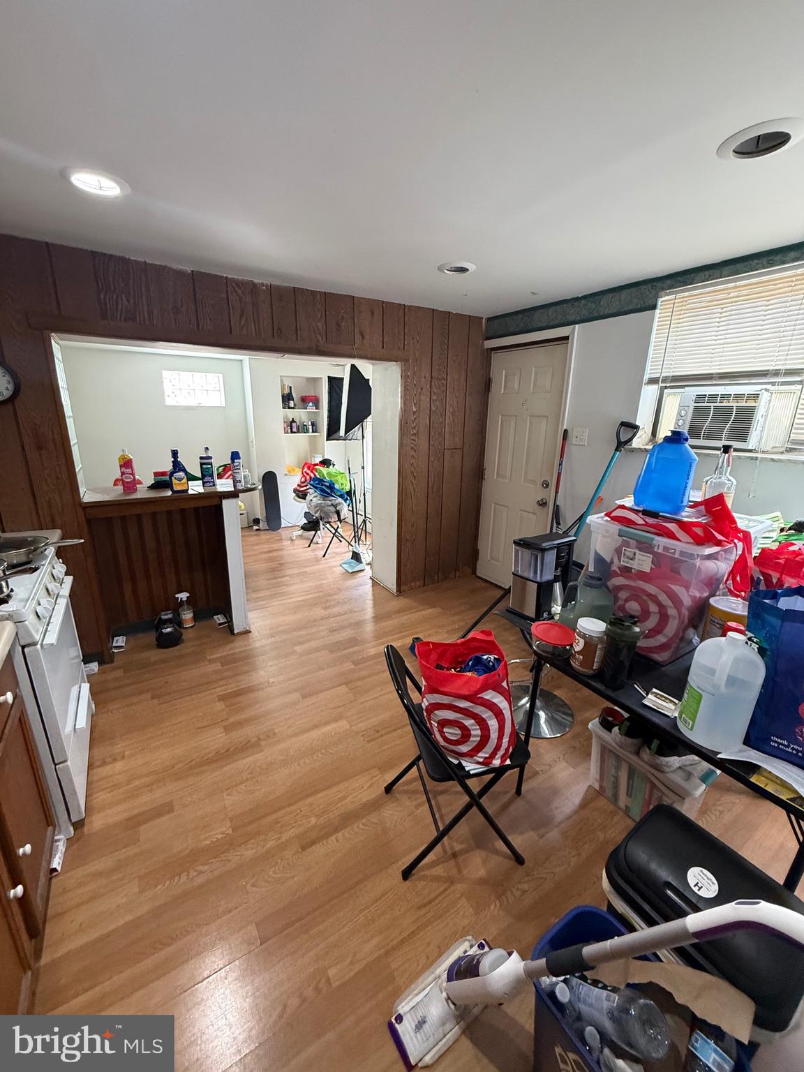 PHILADELPHIA (SOUTH) - Residential Income