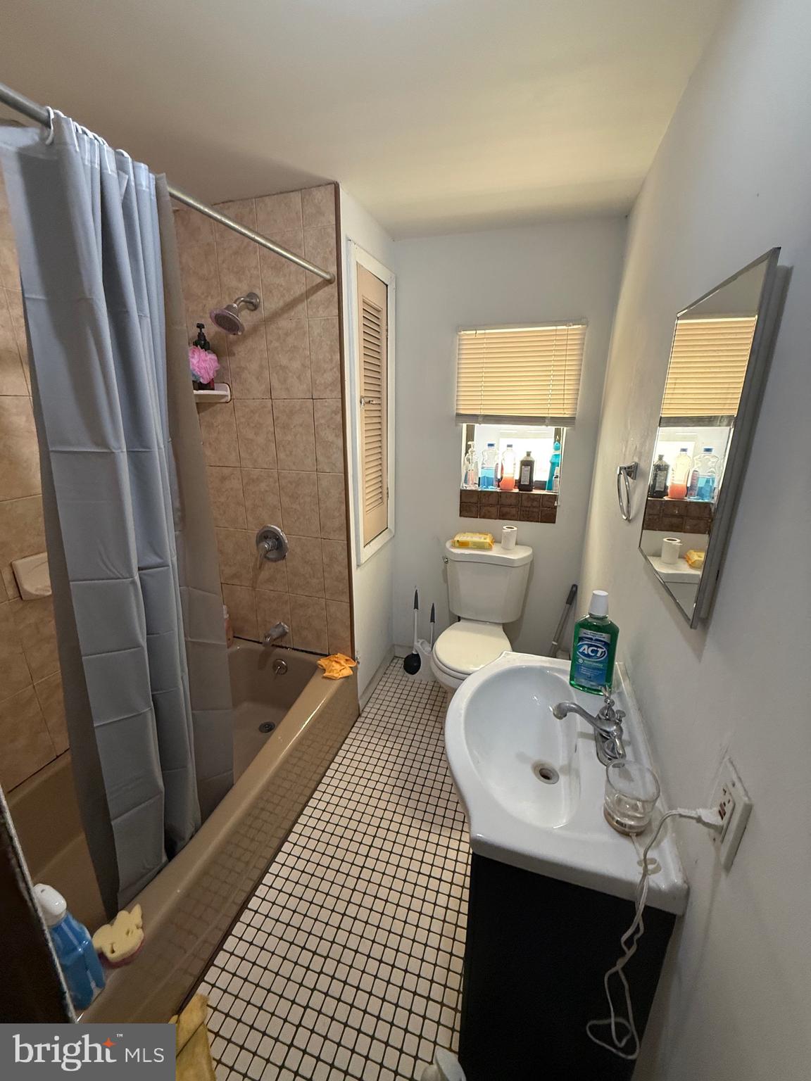 PHILADELPHIA (SOUTH) - Residential Income