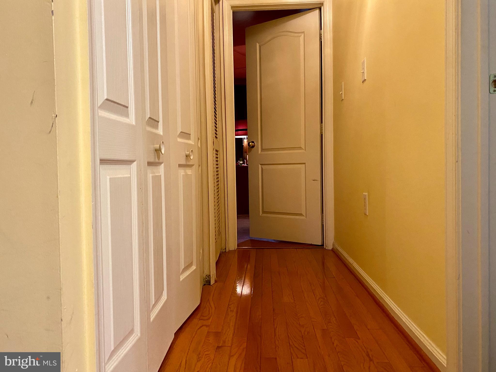 CROTONA PARK - Residential