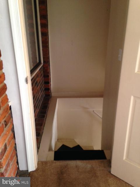 FEDERAL HILL HISTORIC DISTRICT - Residential Lease