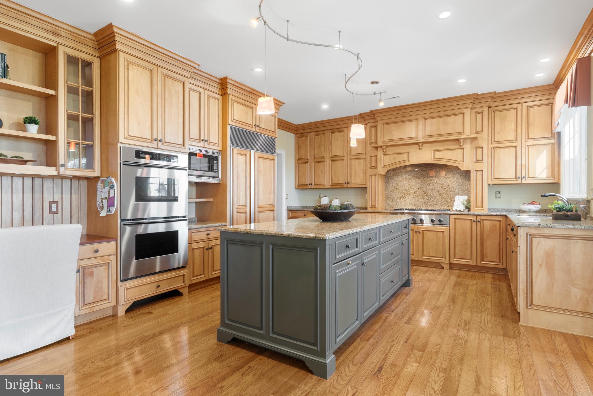 APPLEBROOK - Residential