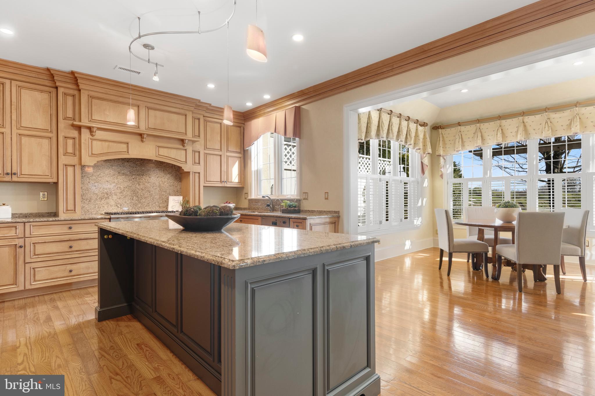 APPLEBROOK - Residential