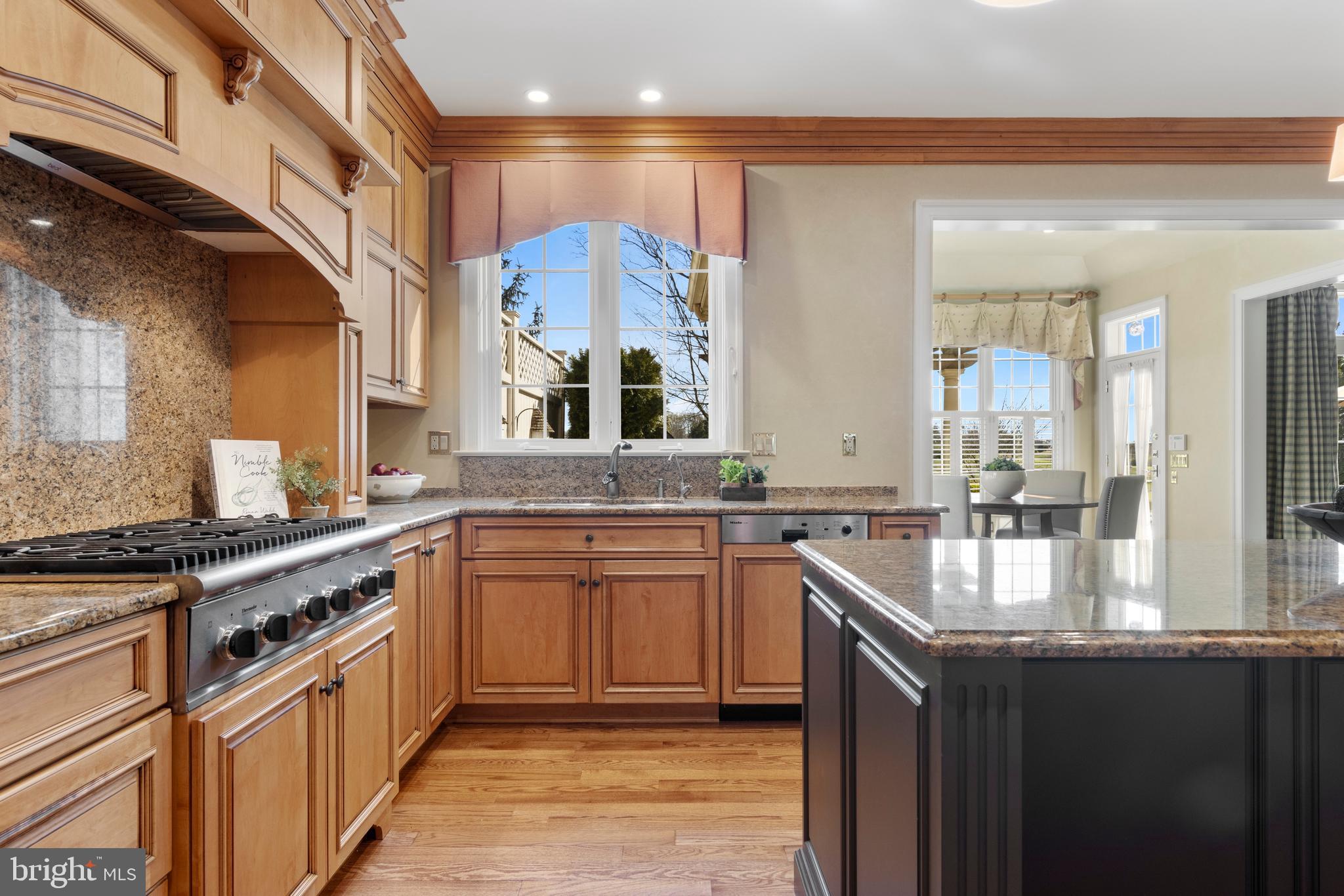 APPLEBROOK - Residential