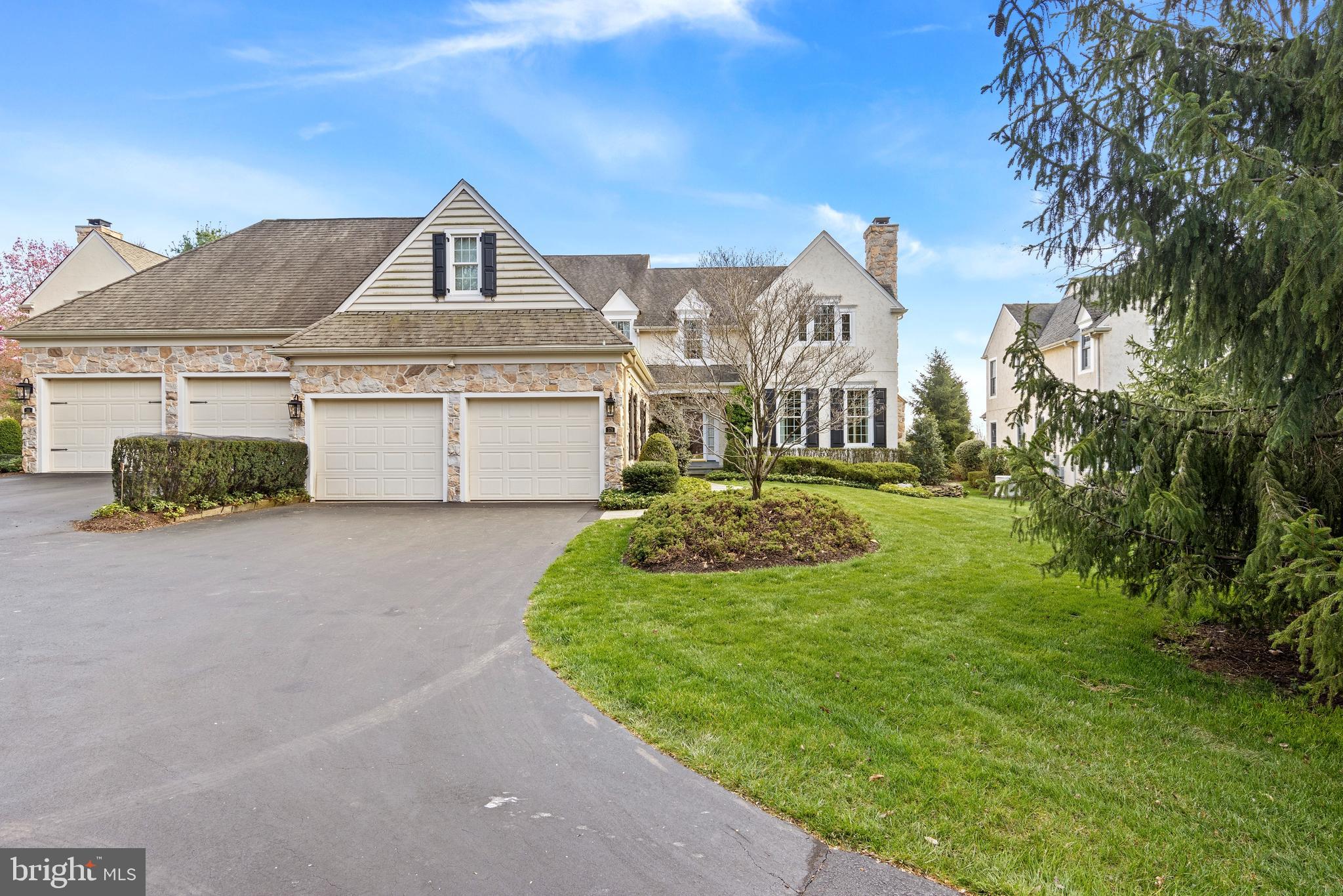 APPLEBROOK - Residential