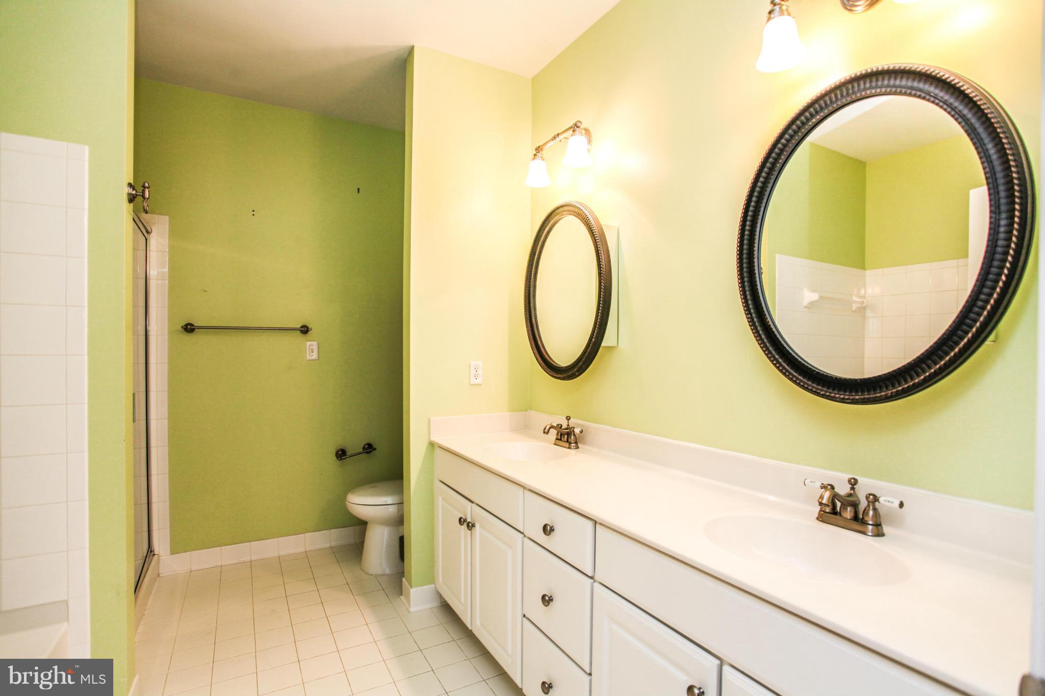 POTOMAC POINTE - Residential