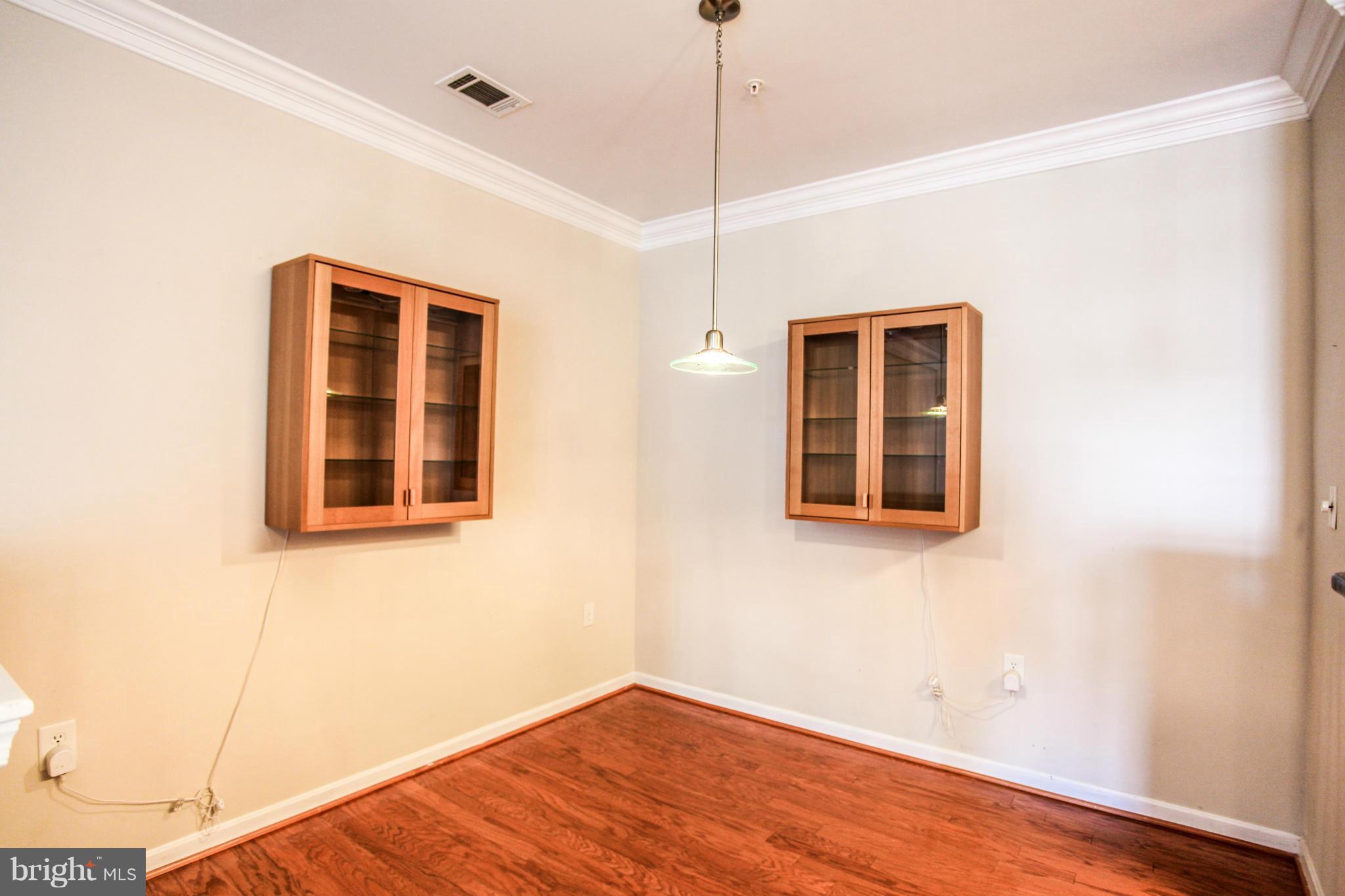 POTOMAC POINTE - Residential