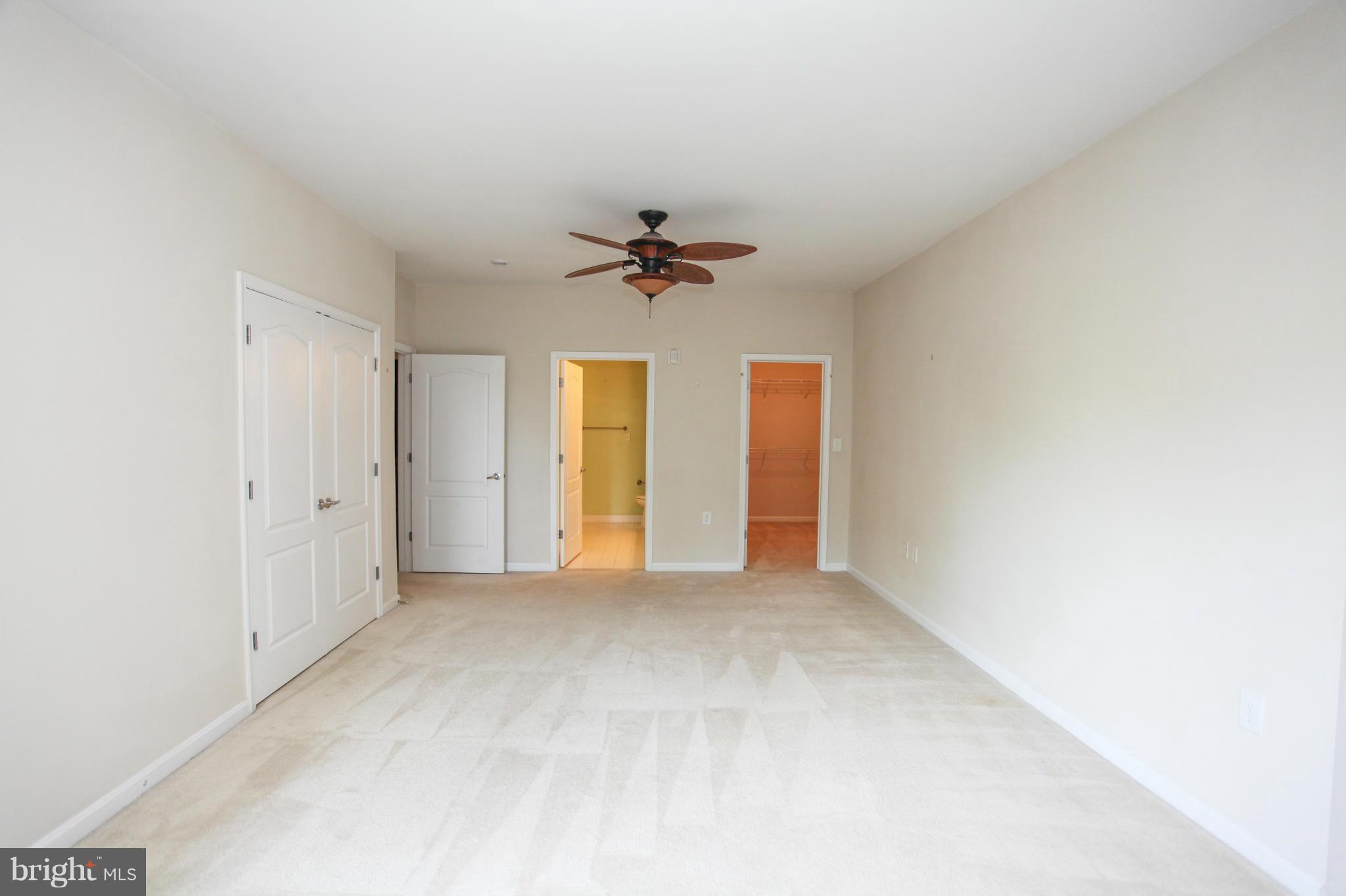 POTOMAC POINTE - Residential