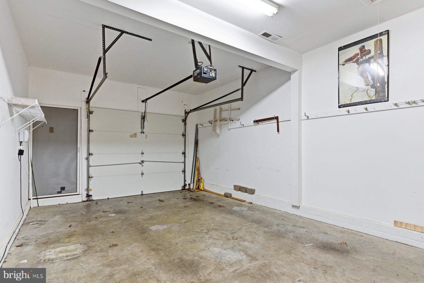 VILLAGES AT WILDEWOOD - Residential