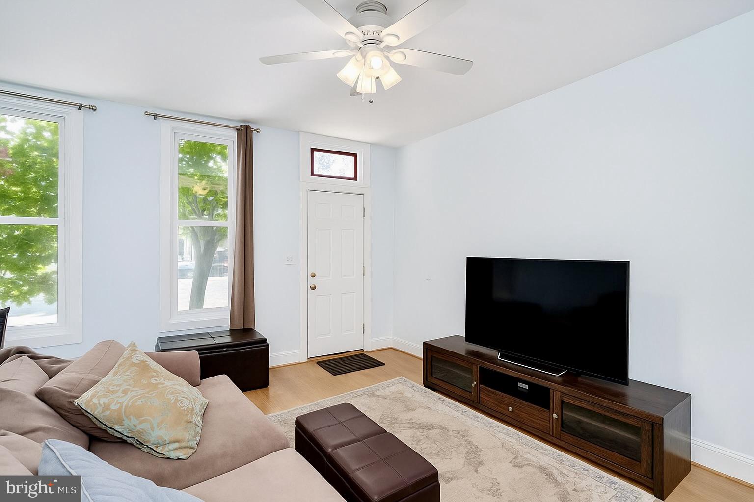 RIVERSIDE PARK - Residential Lease