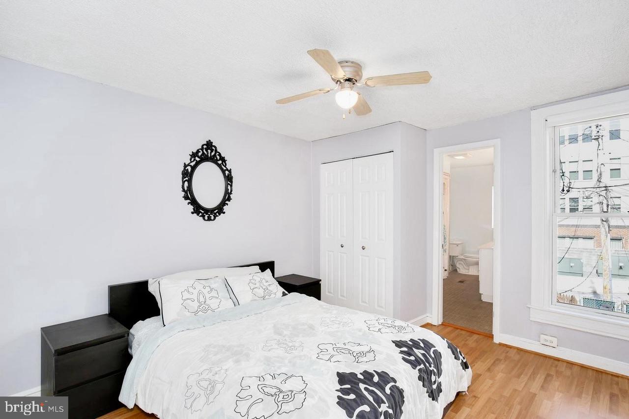 RIVERSIDE PARK - Residential Lease