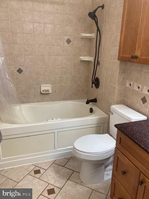 BERKELEY MANOR - Residential