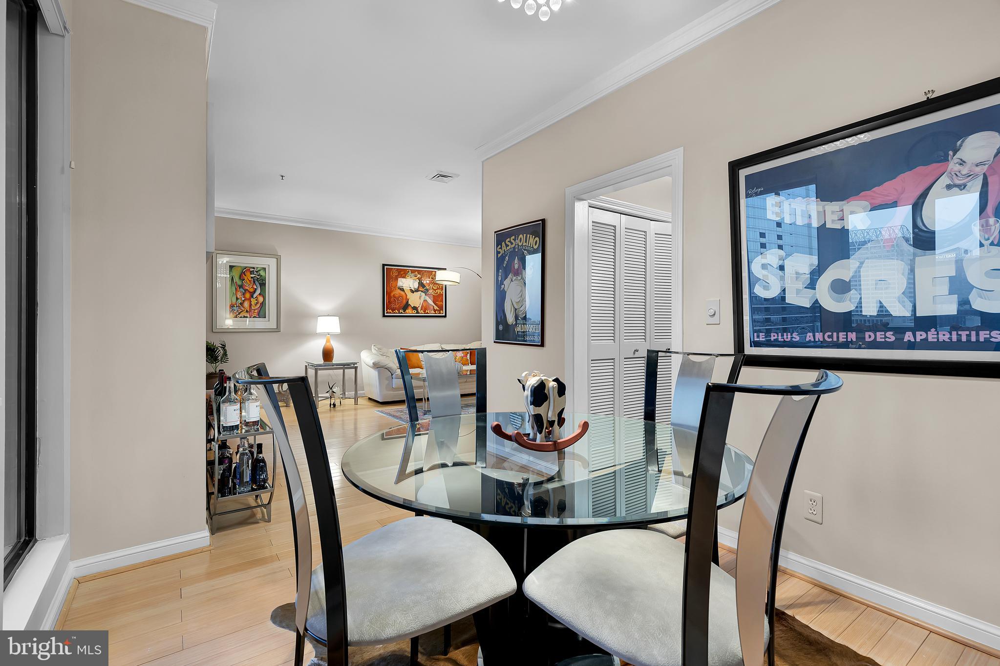 HARBOR COURT CONDOMINIUMS - Residential