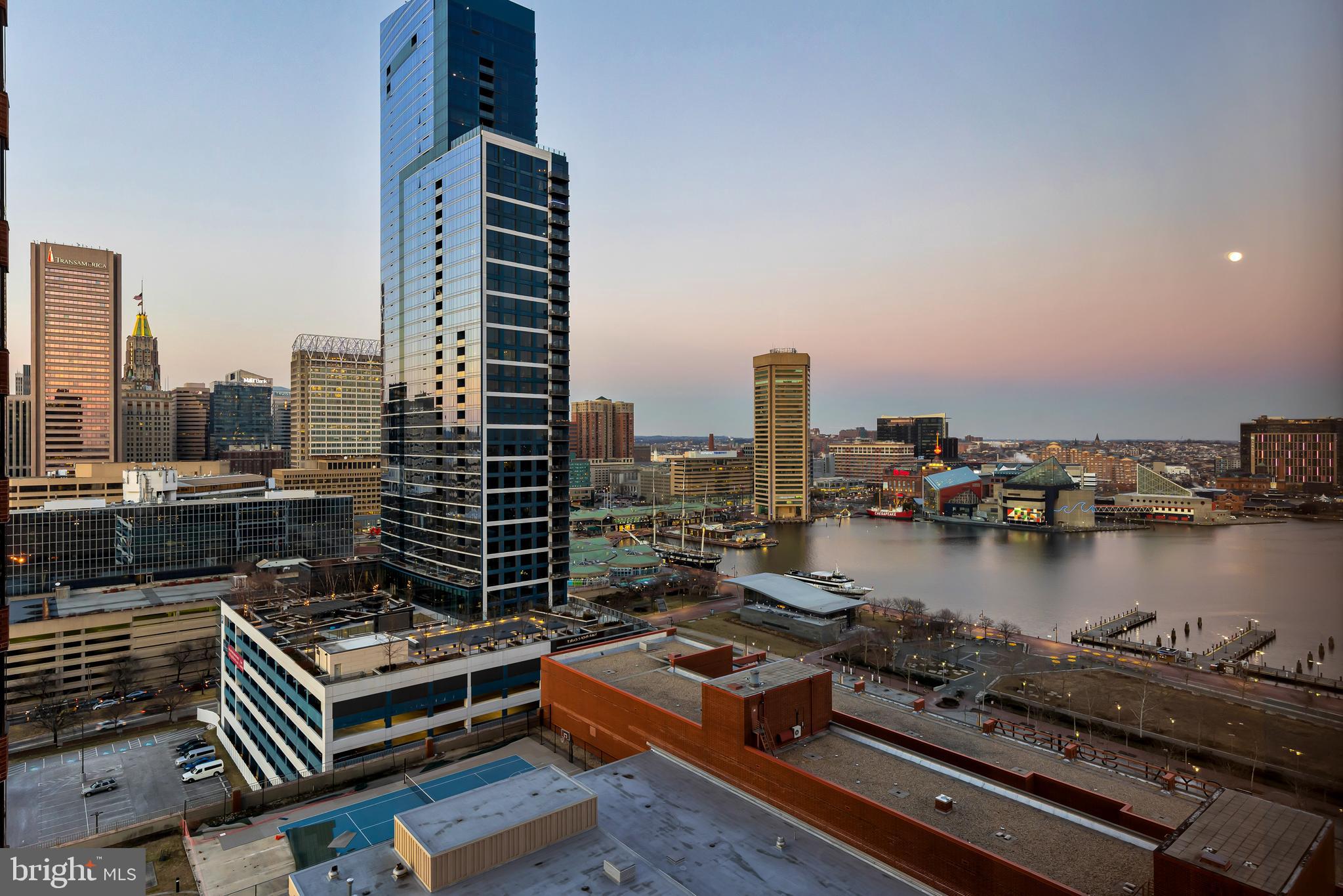 HARBOR COURT CONDOMINIUMS - Residential