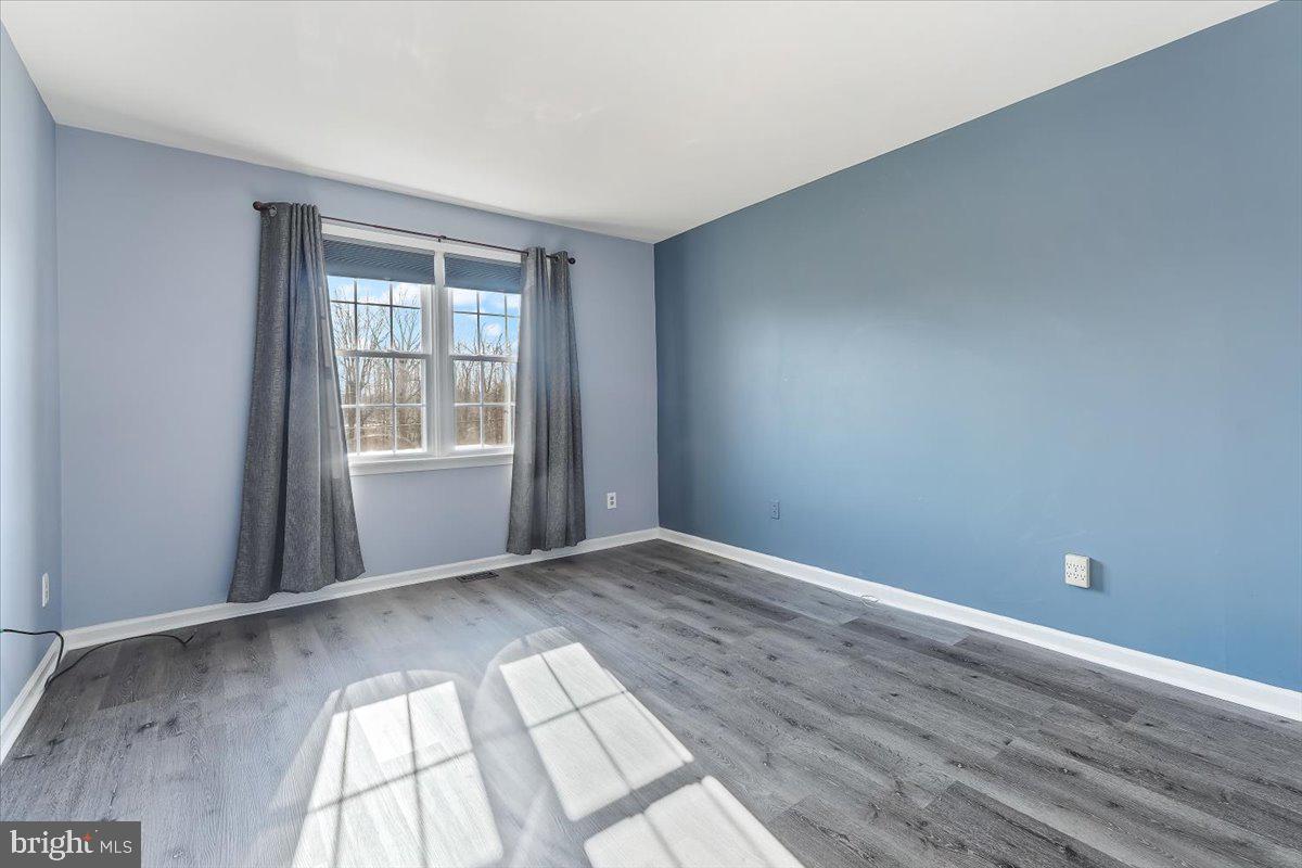 PICKERING POINTE - Residential Lease