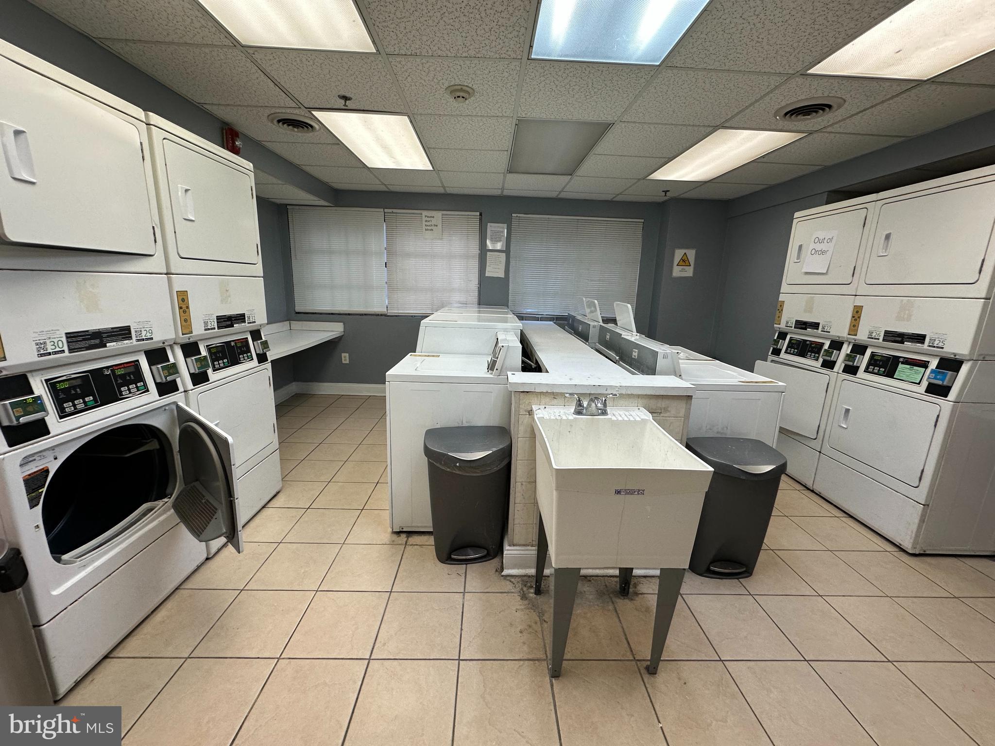 PHILADELPHIA - Residential Lease