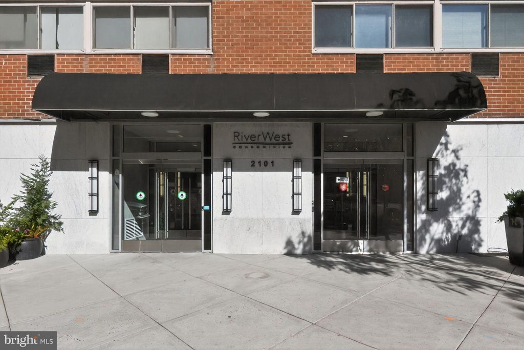 Photo of 2101 - 17 Chestnut Street #1121, PHILADELPHIA, PA 19103 (MLS # PAPH2552808)